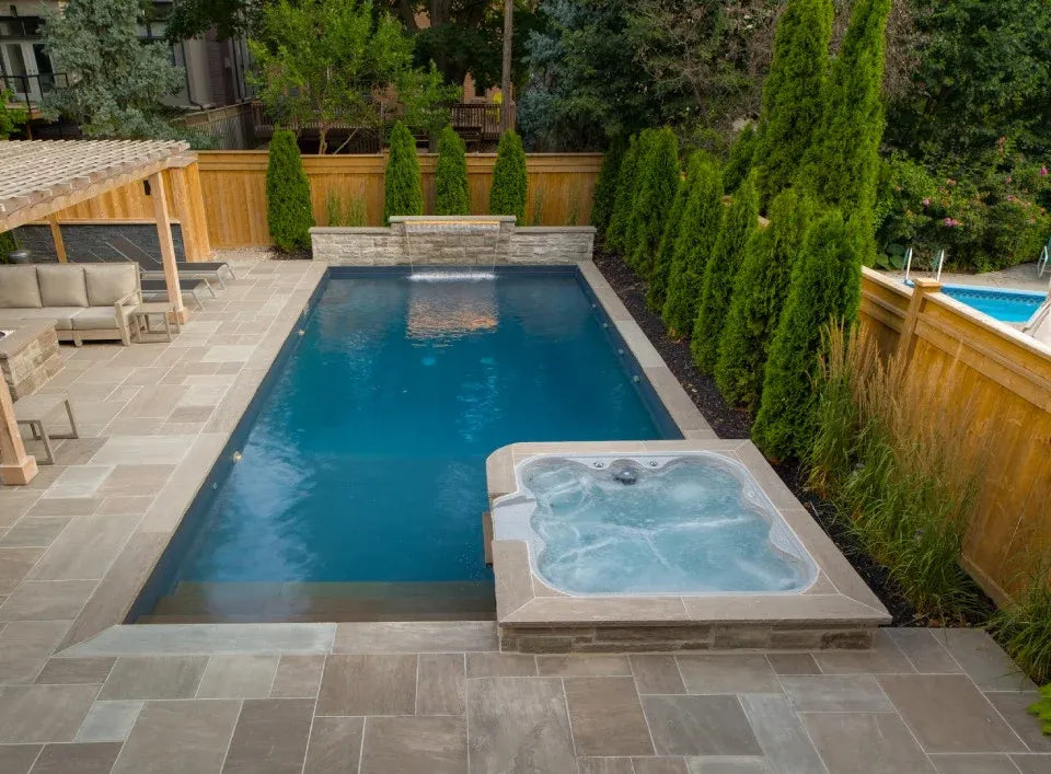 Banas Stones® 2" Thick Coping (Rock Faced) - 16" X 72" - Ontario