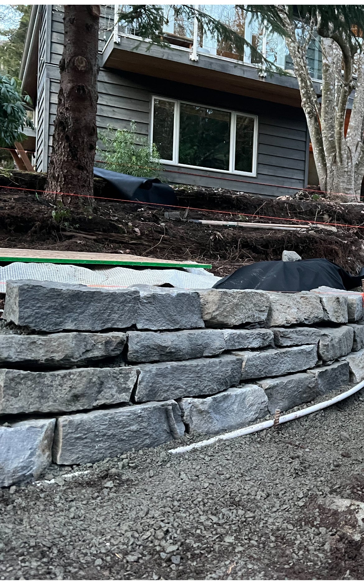 Wall Stone - Full Bed Basalt - British Columbia