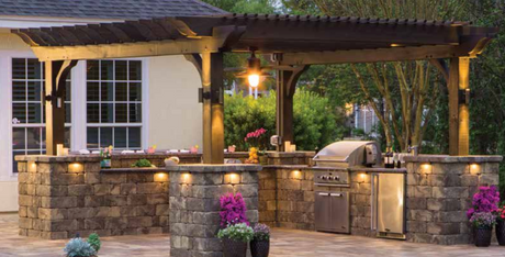 Retaining Walls - Stonegate Old World Series - Michigan