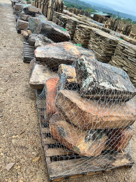 Moss/Brown / Moss Boulders 1 man
