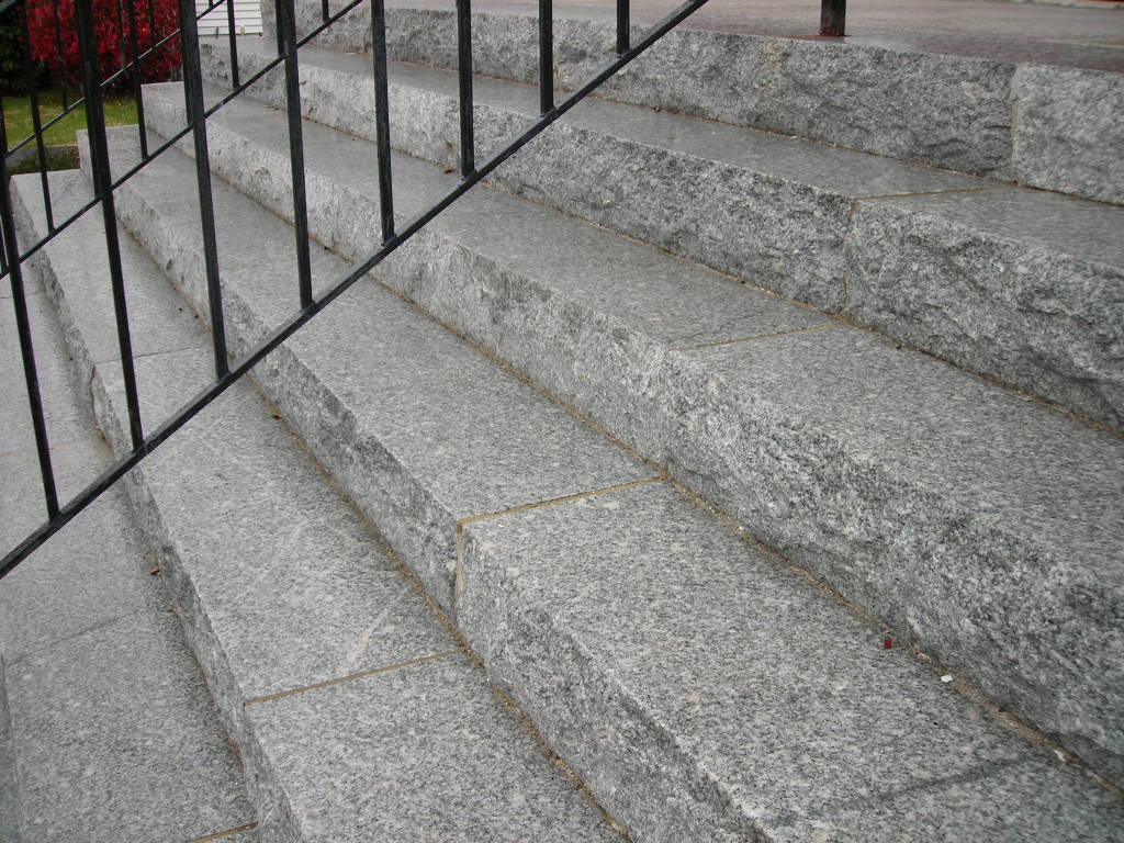 Aura Natural Landscapes - 7" Thick Steps - Massachusetts