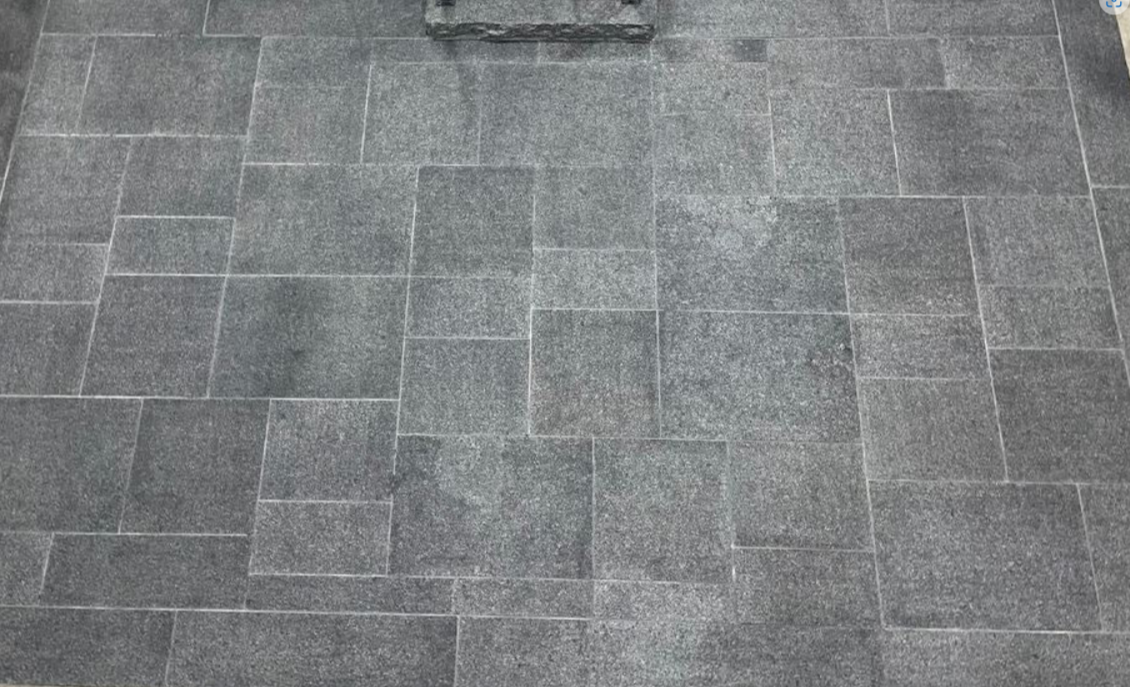 Banas® Flagstone Sawn - Ontario