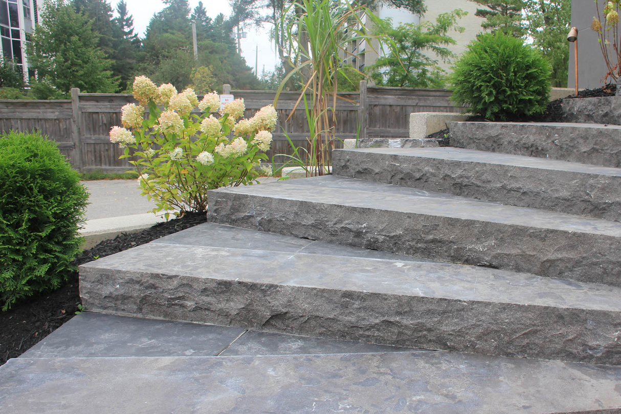 Banas Stones® 6" Thick Steps / Risers - 16" X 72" - Ontario