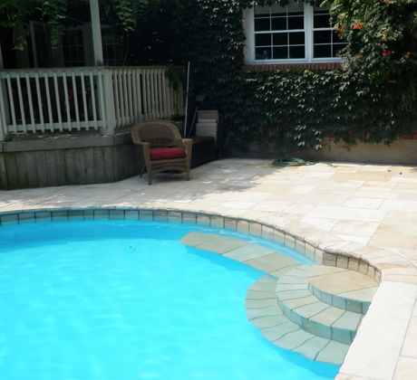 Banas Stones® 2" Thick Coping (Rock Faced) - 14" X 48" - Ontario