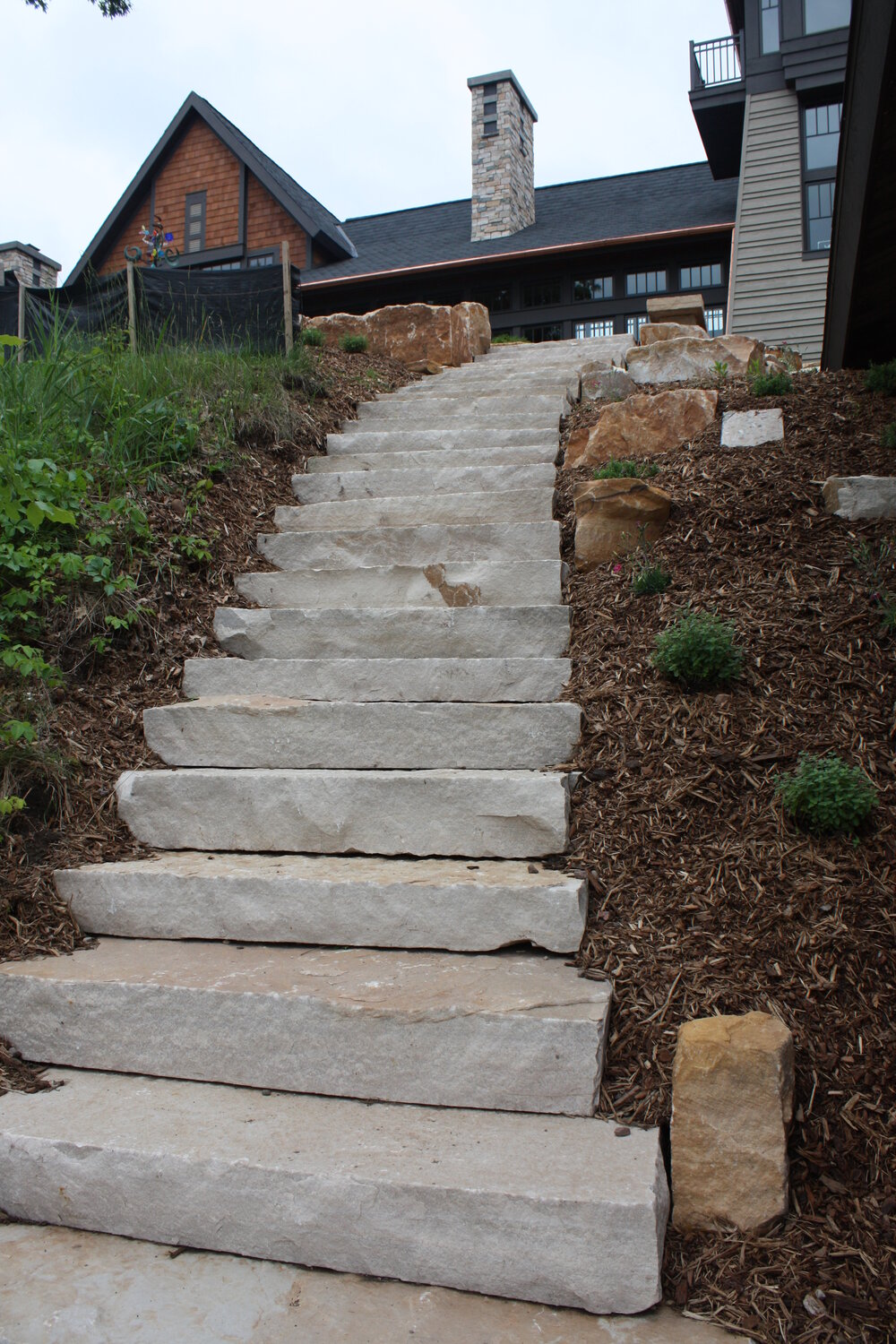Transform Your Landscape With Beautiful Steps - Stonesdirect ...
