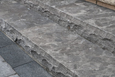 Banas Stones® Limestone Steps - 7" Thick, 16" Depth - Ontario, Canada