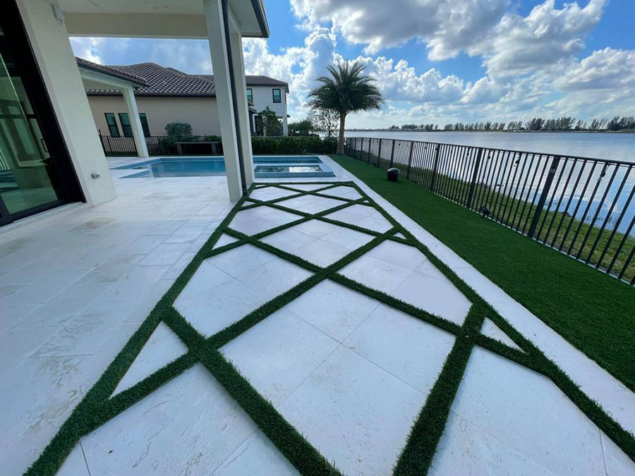 Pavers - 24" X 24" - Florida
