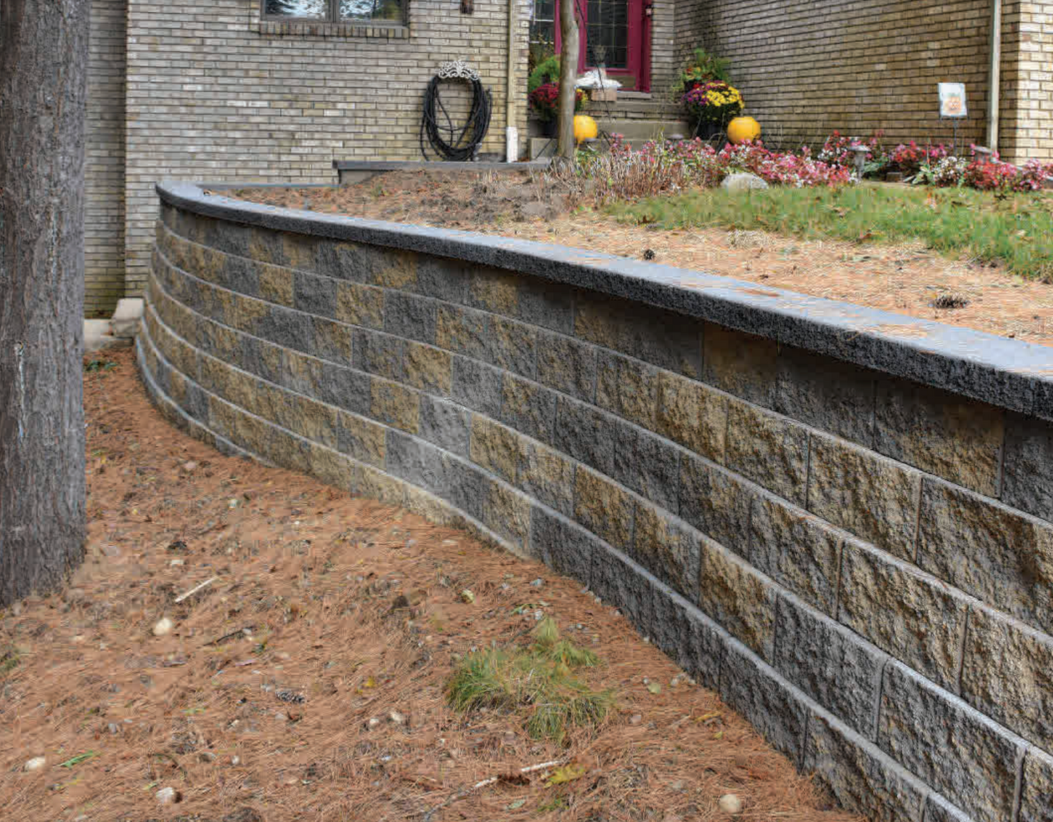 Keystone® Compac Retaining Walls - Straight Face Split - Michigan ...