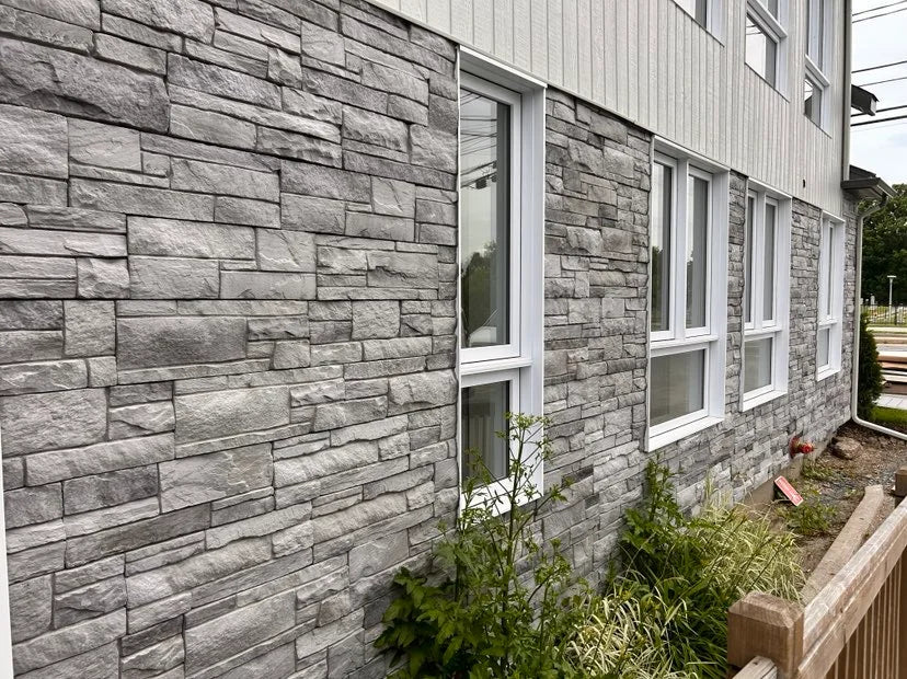 Stonerox® - Castle Rock Screw-on Veneer - Ontario – StonesDirect.com